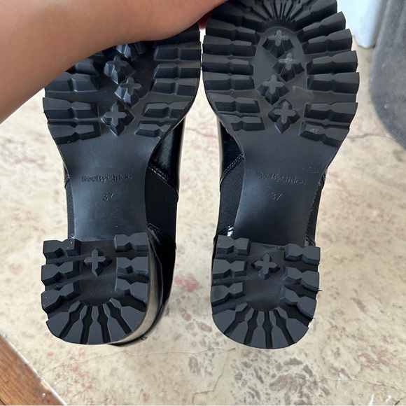 See By Chloé Mallory Heeled Chelsea Boots Black Patent Leather - Picture 8 of 9